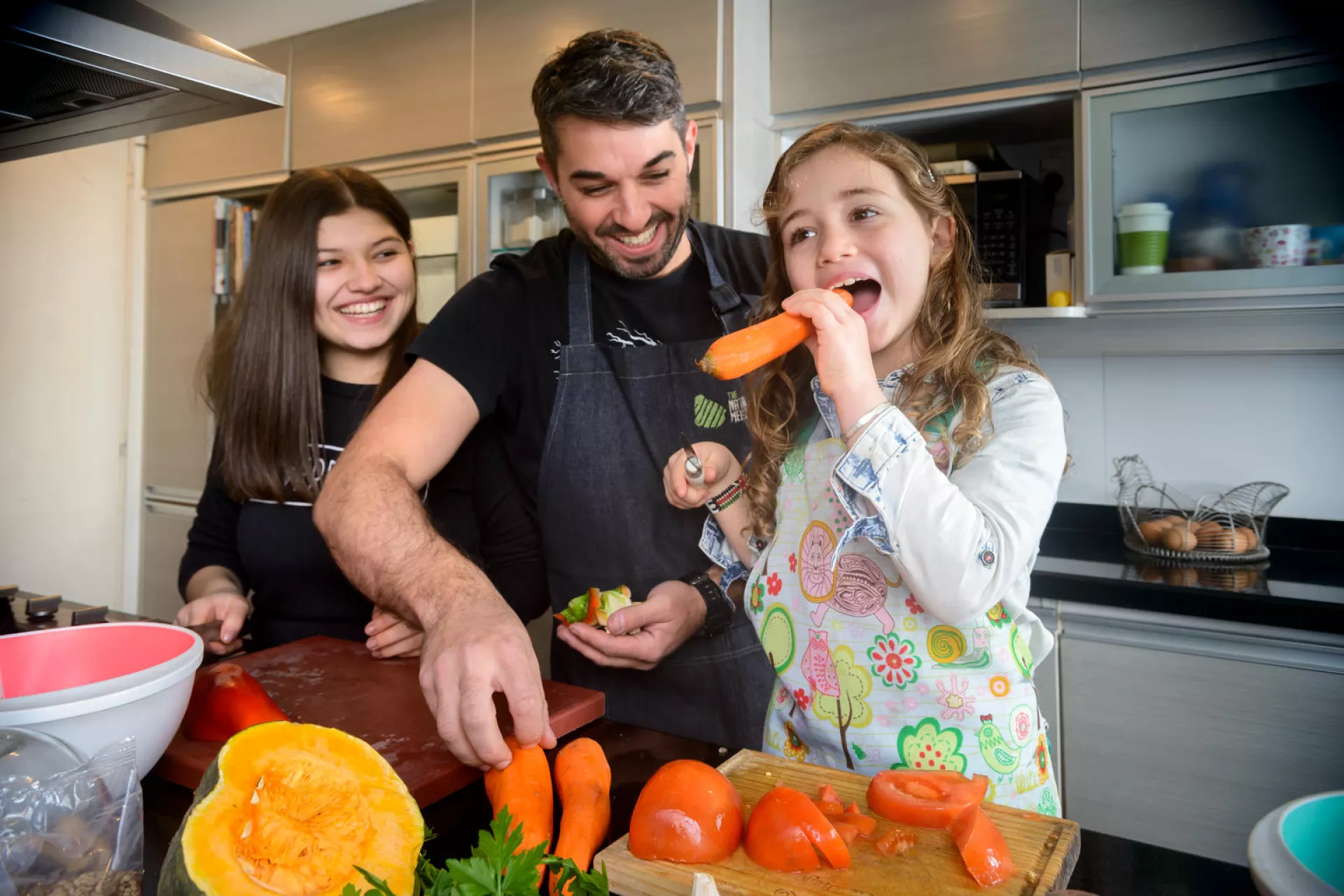 Duy Trì Năng Lượng Suốt Ngày Nhờ Ăn Uống Cân Bằng